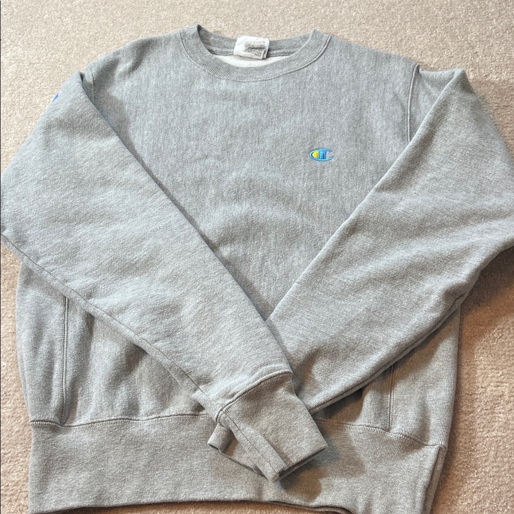 Champion Reverse Weave Crewneck Sweatshirt Gray Large Spellout Logo - Picture 6 of 6